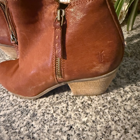 Frye Tan Leather Ankle Booties with Side Zipper - Picture 8 of 9